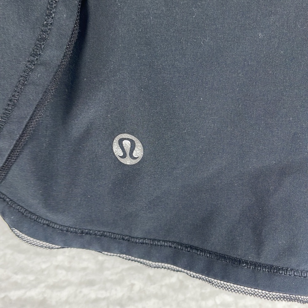 Lululemon Athletica shorts - Picture 3 of 7